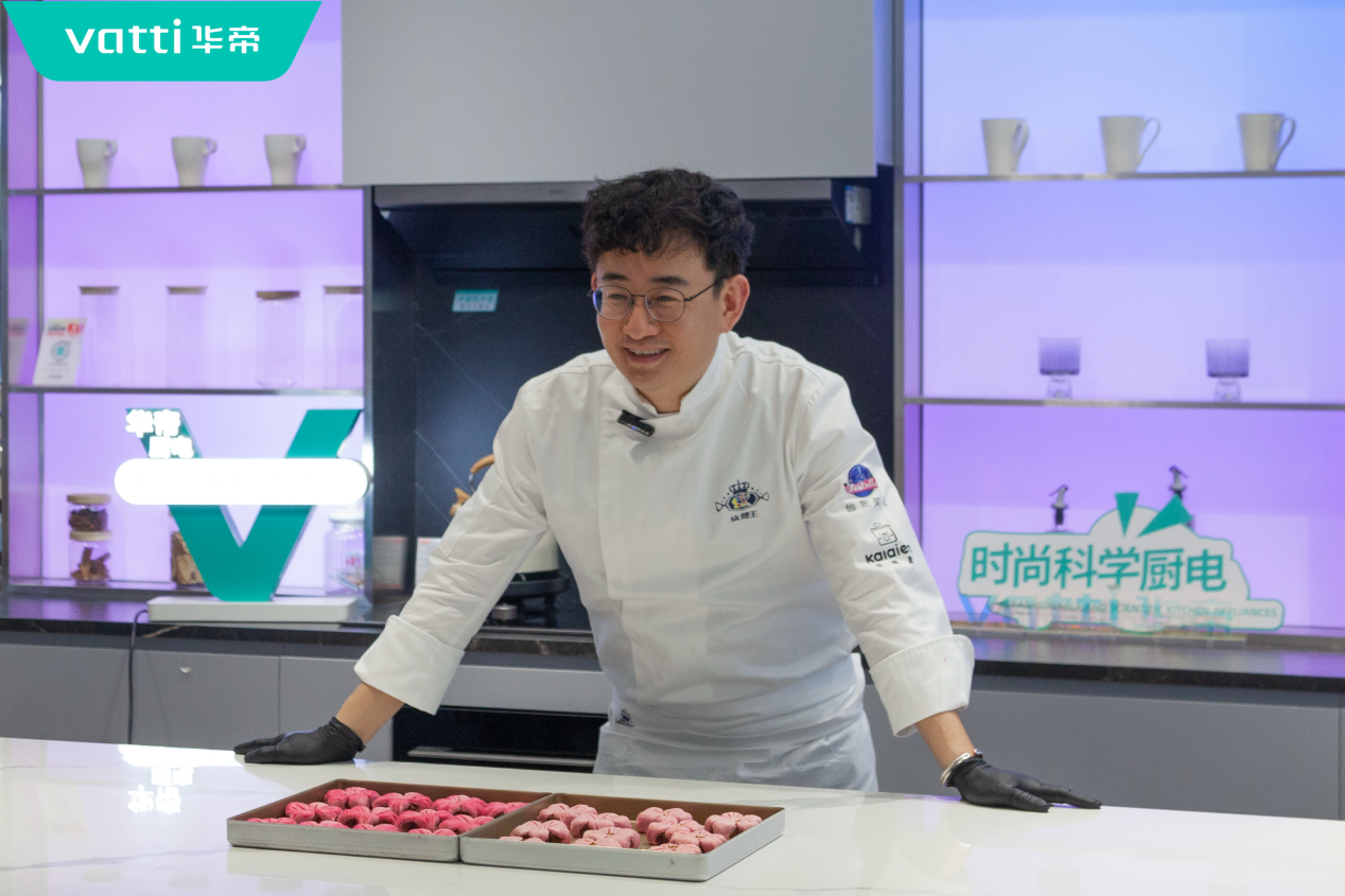 厨电三杰华帝碰撞“糖王”周毅,擦出质变火花